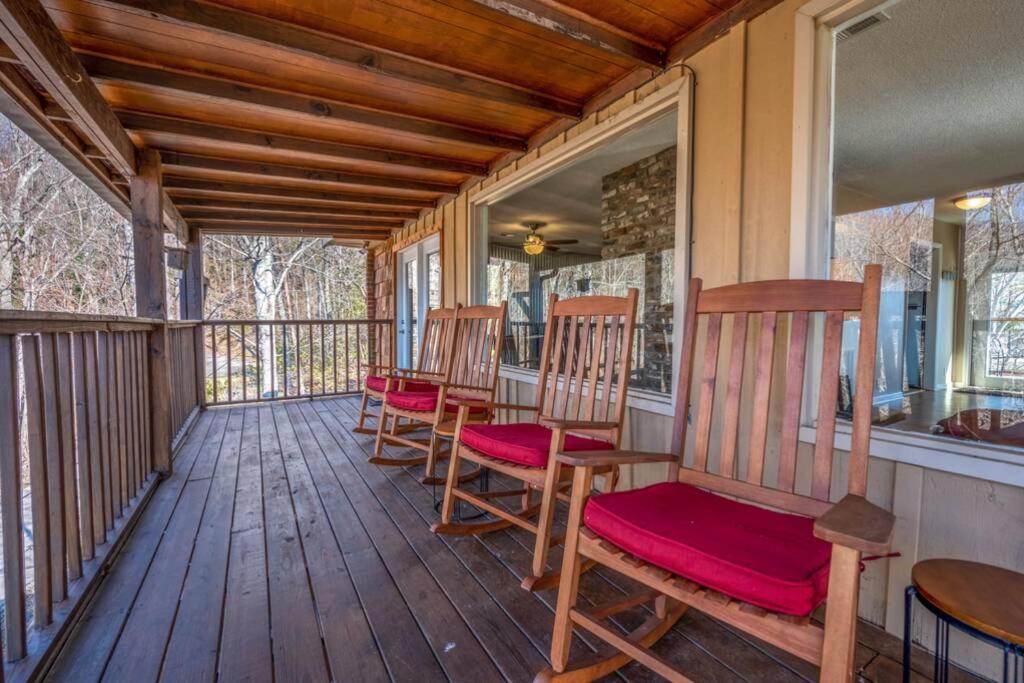 Happy Trails - Cobbly Nob Resort Home Gatlinburg Exterior photo